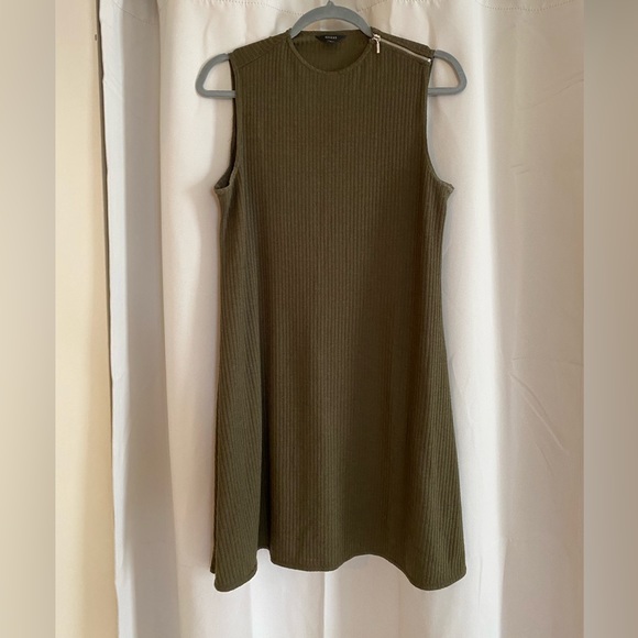 Guess Dresses & Skirts - GUESS Olive green mini dress